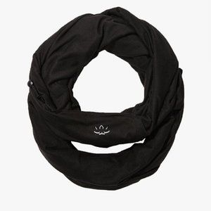 Beyond Yoga Pocket Infinity Scarf (Black)